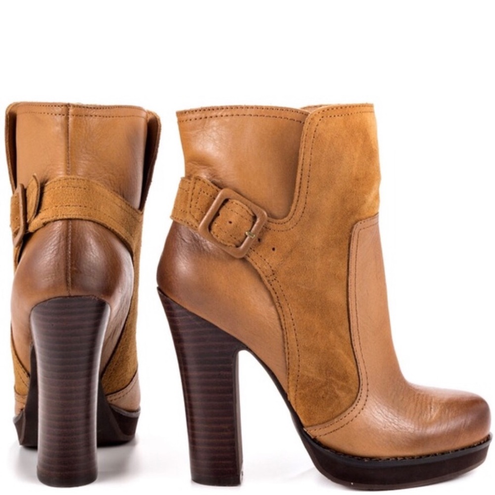 Jessica Simpson Callian Suede Bootie | Tan